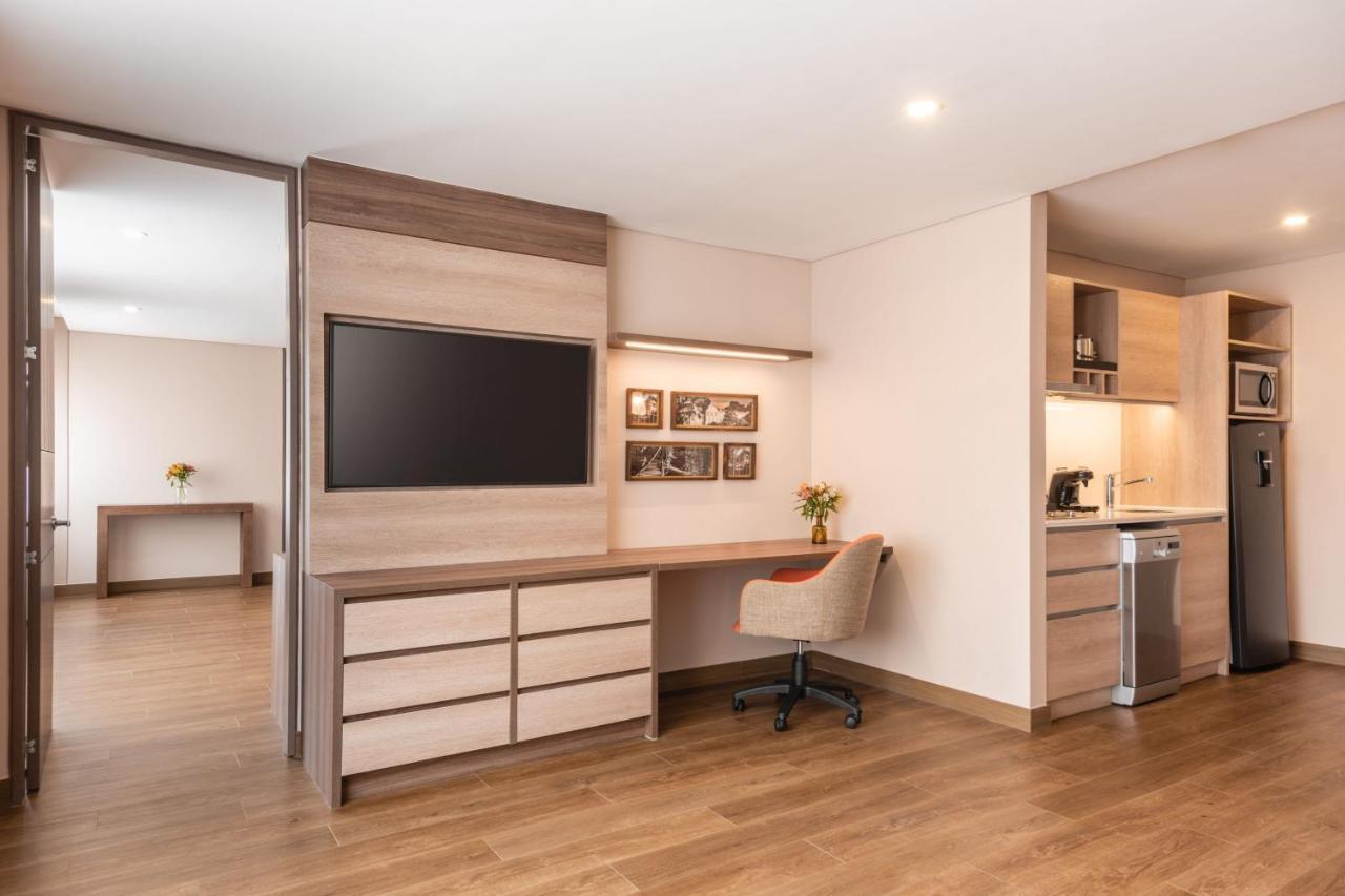 Residence Inn By Marriott Bogotá Extérieur photo