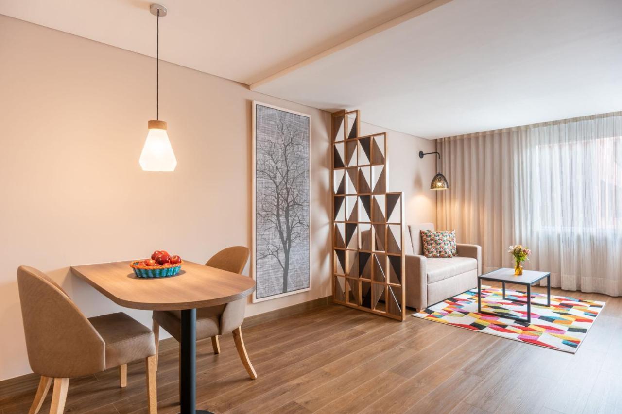 Residence Inn By Marriott Bogotá Extérieur photo